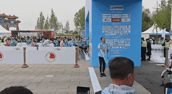 人赛跑比汽车飞机火车都要强新葡京娱乐城人类第一次机器(图6)