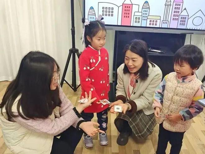 们把“高冷”的数学“翻译”讲给大家听澳门新葡京入口数学科普工作坊成立！他(图3)